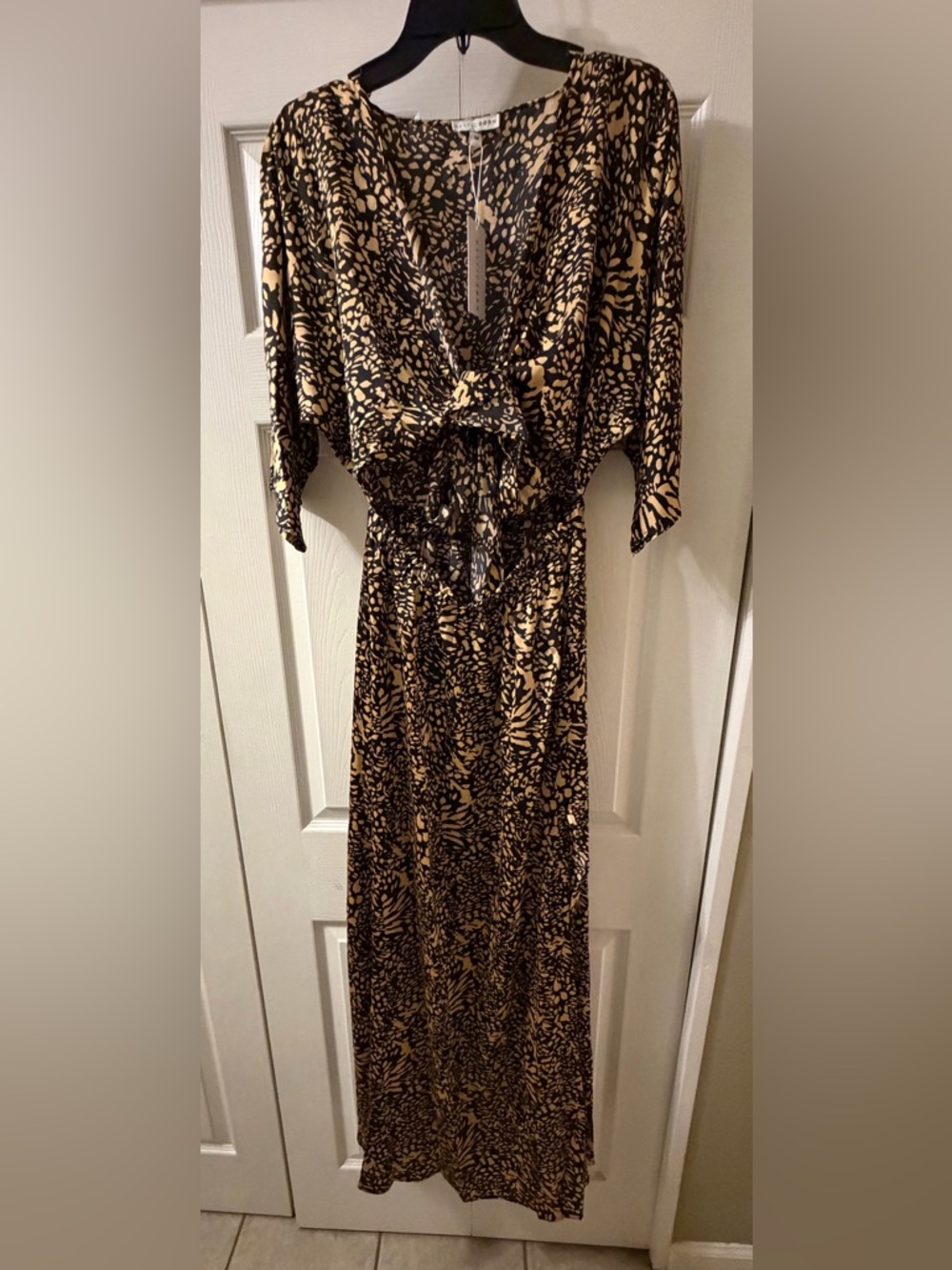 NWT Baltic Born Morlana Maxi Black & Tan Printed Maxi Dress w/ Tie Front Size M